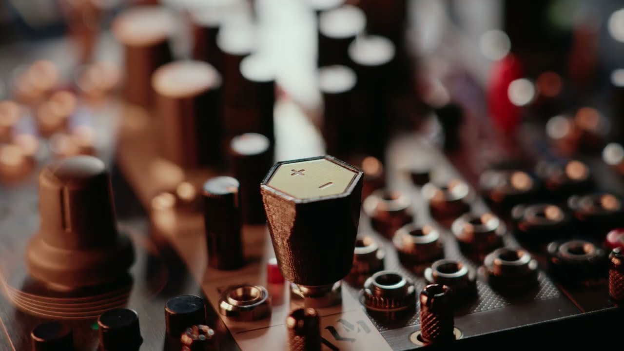 Touch Source - Eurorack Body Contacts & Voltage Source