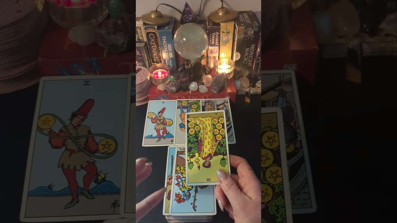 Throat chakra #tarot #tarotreader #voice #truth #work 