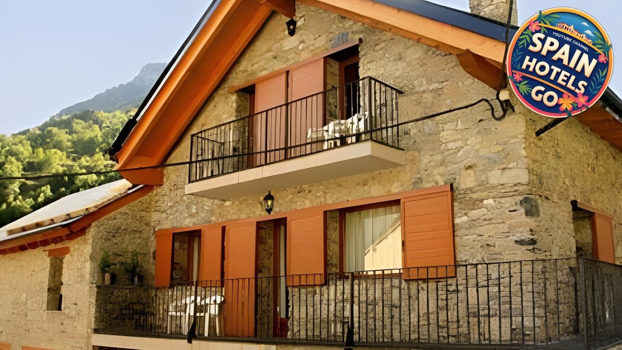 Casa Franch - L'Amfitriona | Esterri de Aneu, Spain | Hotel Review ⭐