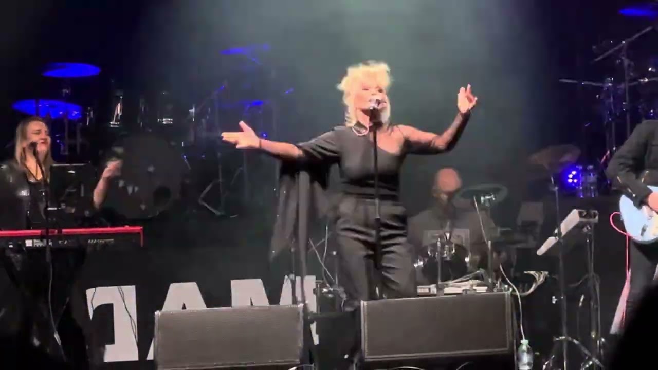 Toyah live Cardiff 24/10/25