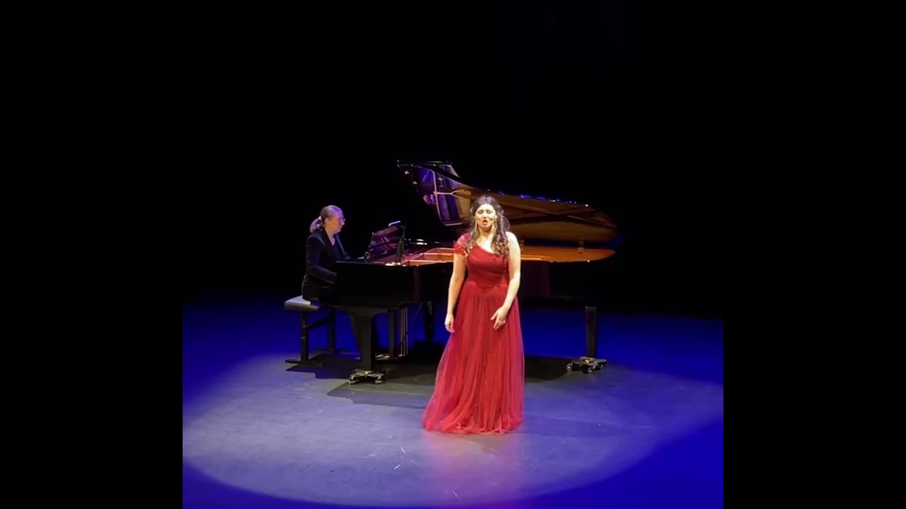 L. Bernstein. Glitter and be gay. Candide 