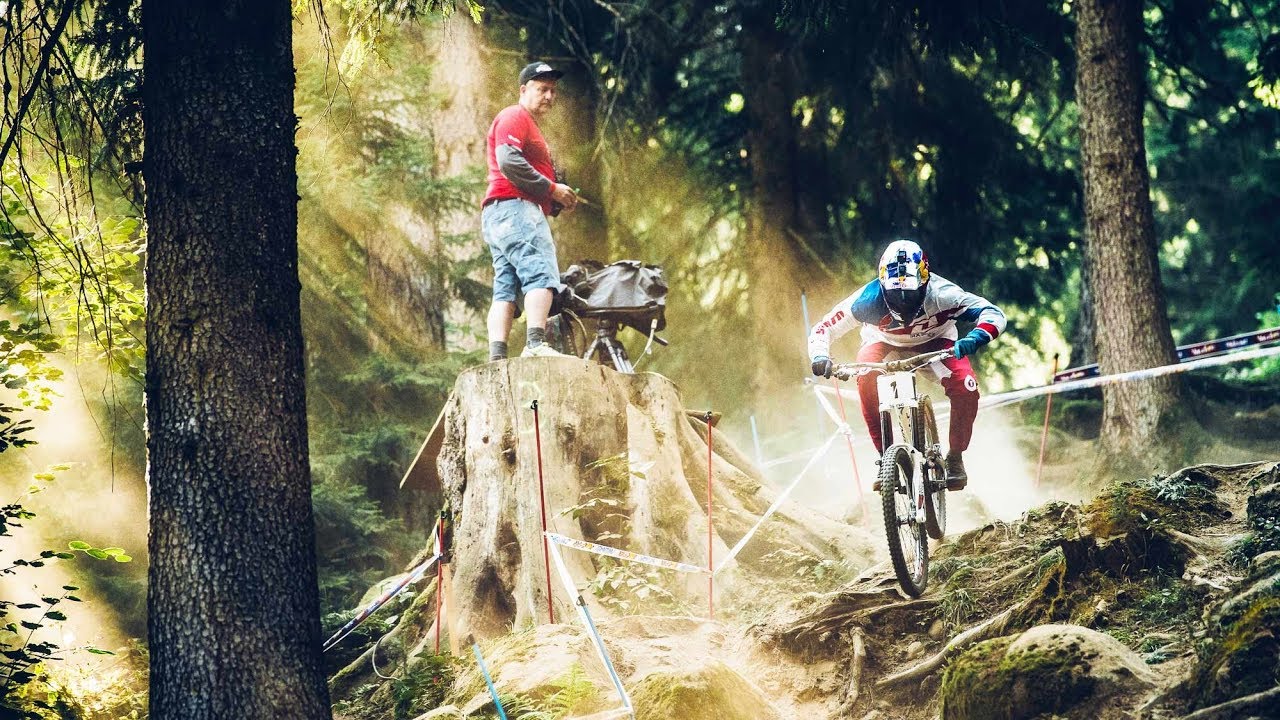 Finding Form | Fast Life w/ Loïc Bruni S1E6