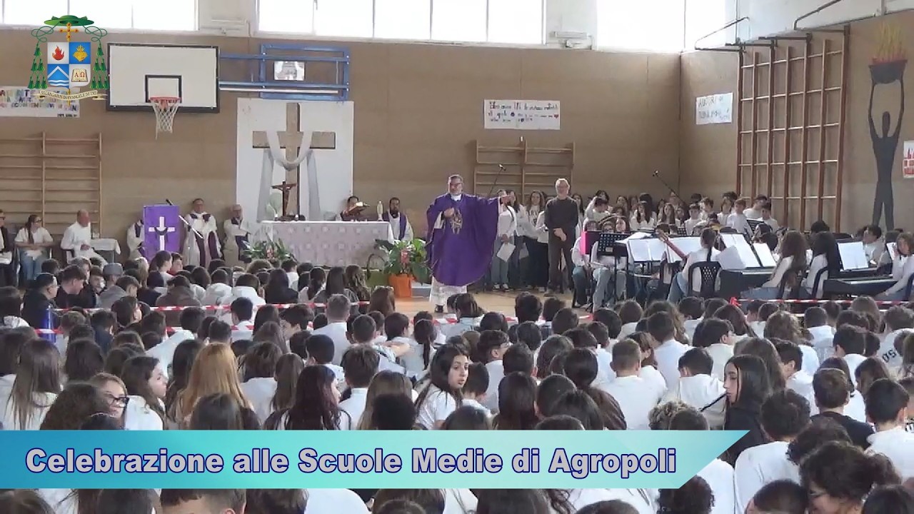 Celebrazione presso le Scuole Medie Agropoli