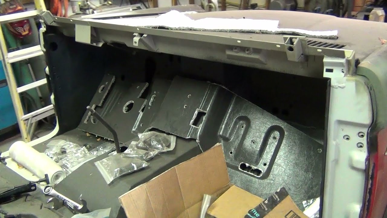 1973 Early Bronco Project Part 58 Installing Fuel Tanks