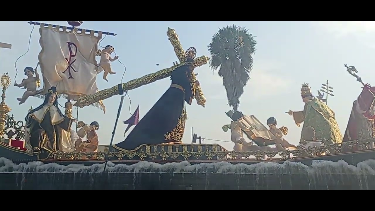 Salida del Cortejo Procesional de Jesús Nazareno de la Paz y Virgen de Dolores  Don Bosco 