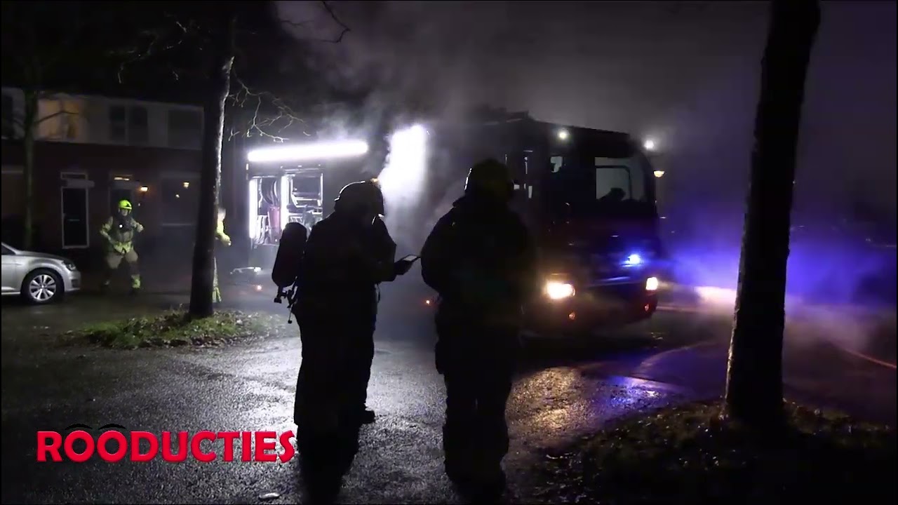 Bestelbus brand volledig uit in Hoorn 