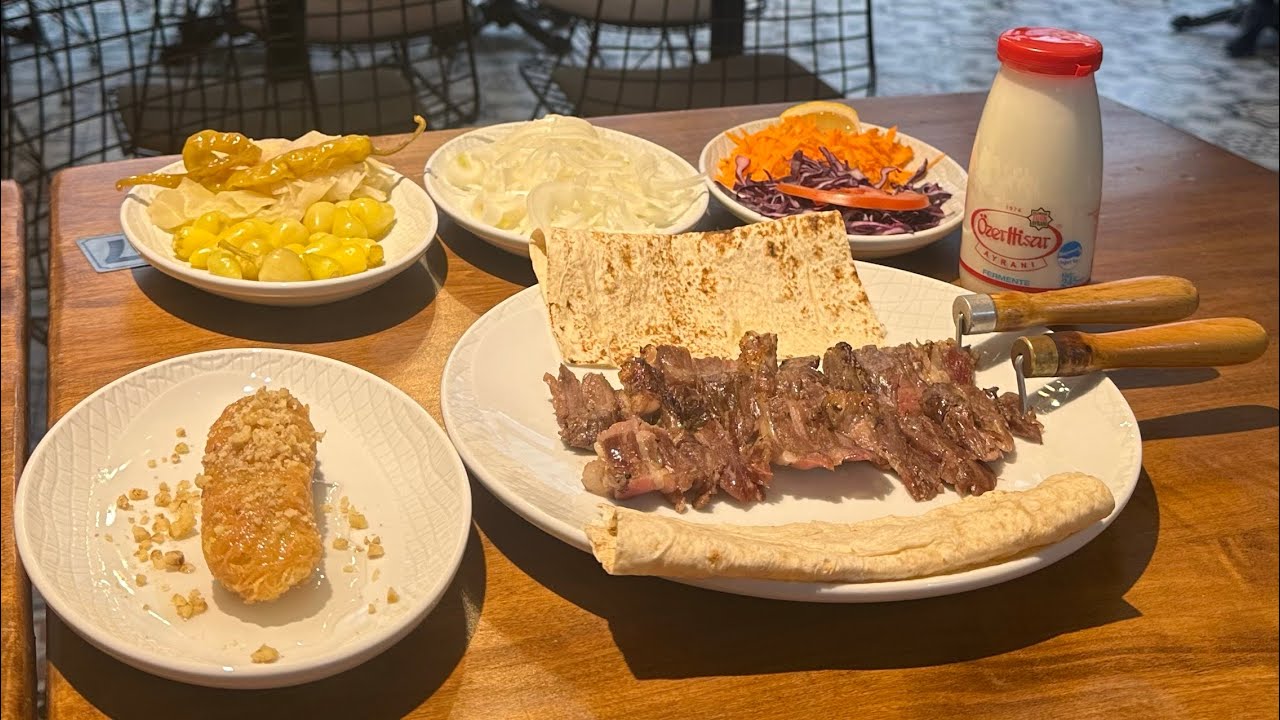 Orkun’dan Tam Not Alan Cağ Kebabı! Bizim Cağ Kebap’ta Lezzet Ziyafeti
