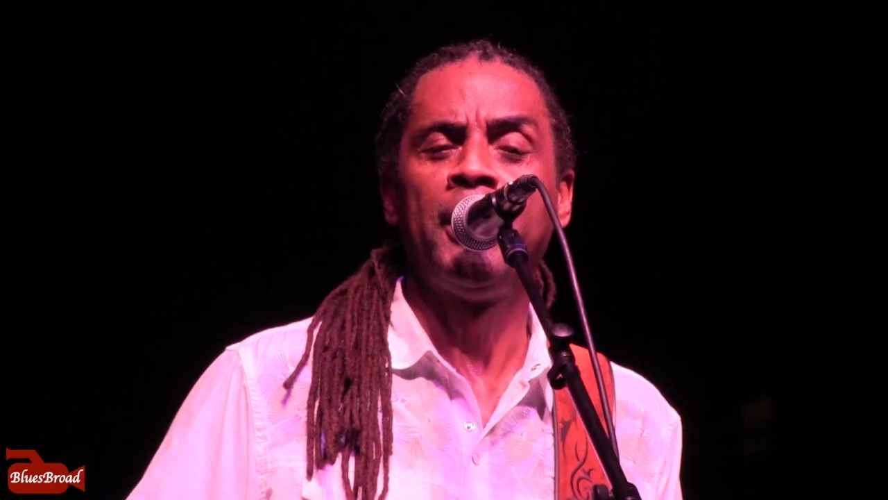 Blues Fallin' Down Like Rain • KENNY NEAL & HIS FAMILY BAND • Riverfront Blues Festival 8/5/17