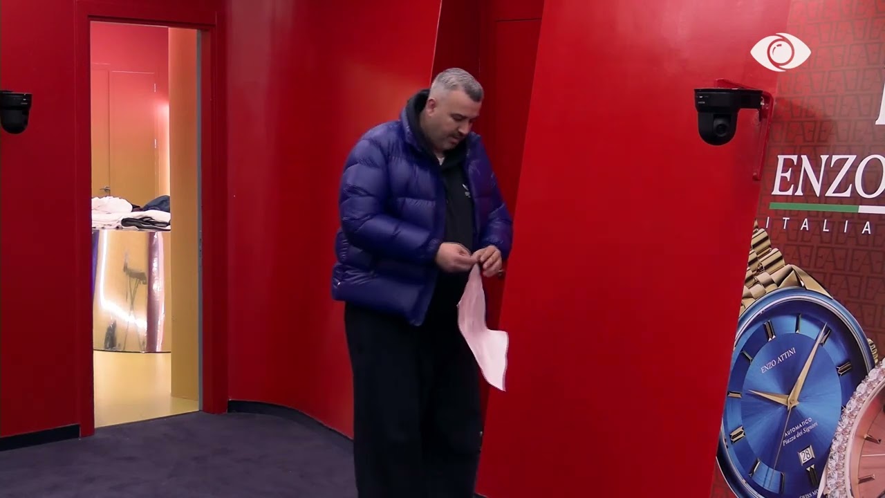 “Ti je ushtari im kamikaz, kujt po ja çon lulet?”/ Rogerti-Mirit: Për funeralin e gazetarit...