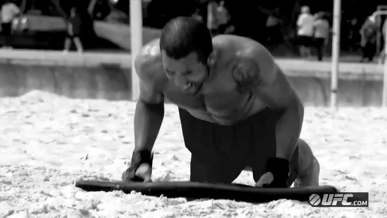 UFC 156:  JOSE ALDO:  PREPARING FOR A SUPERFIGHT (Part 1)