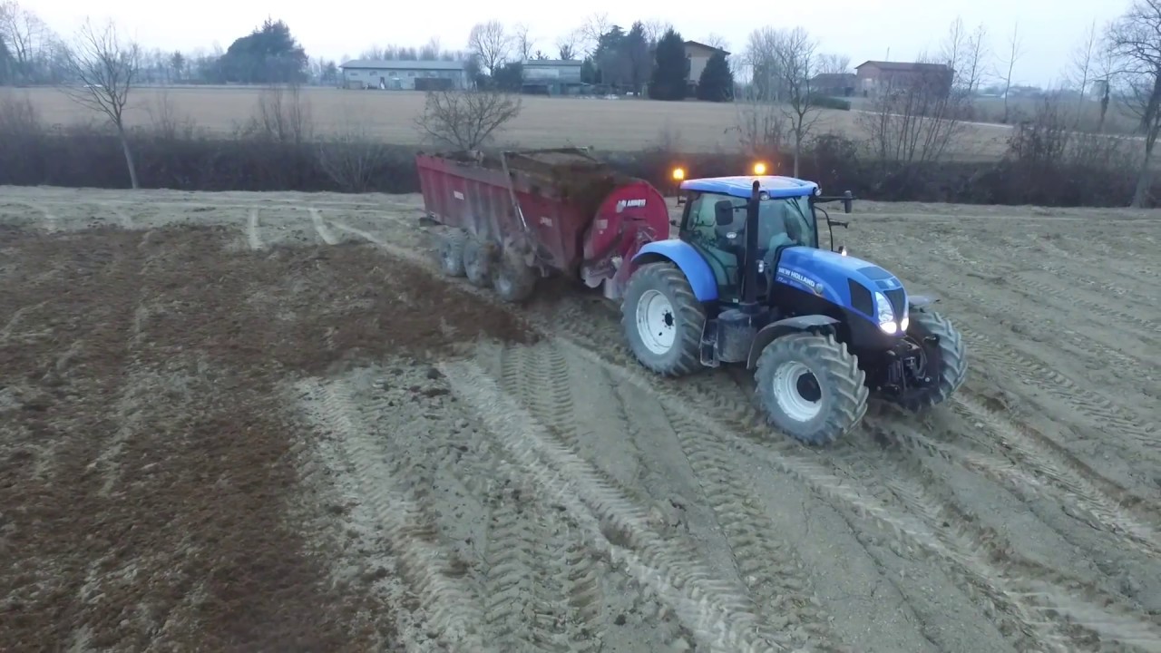 New Holland | T7.210 | T6.165 | big manure spreading | Annovi | Bossini | NESPOLO