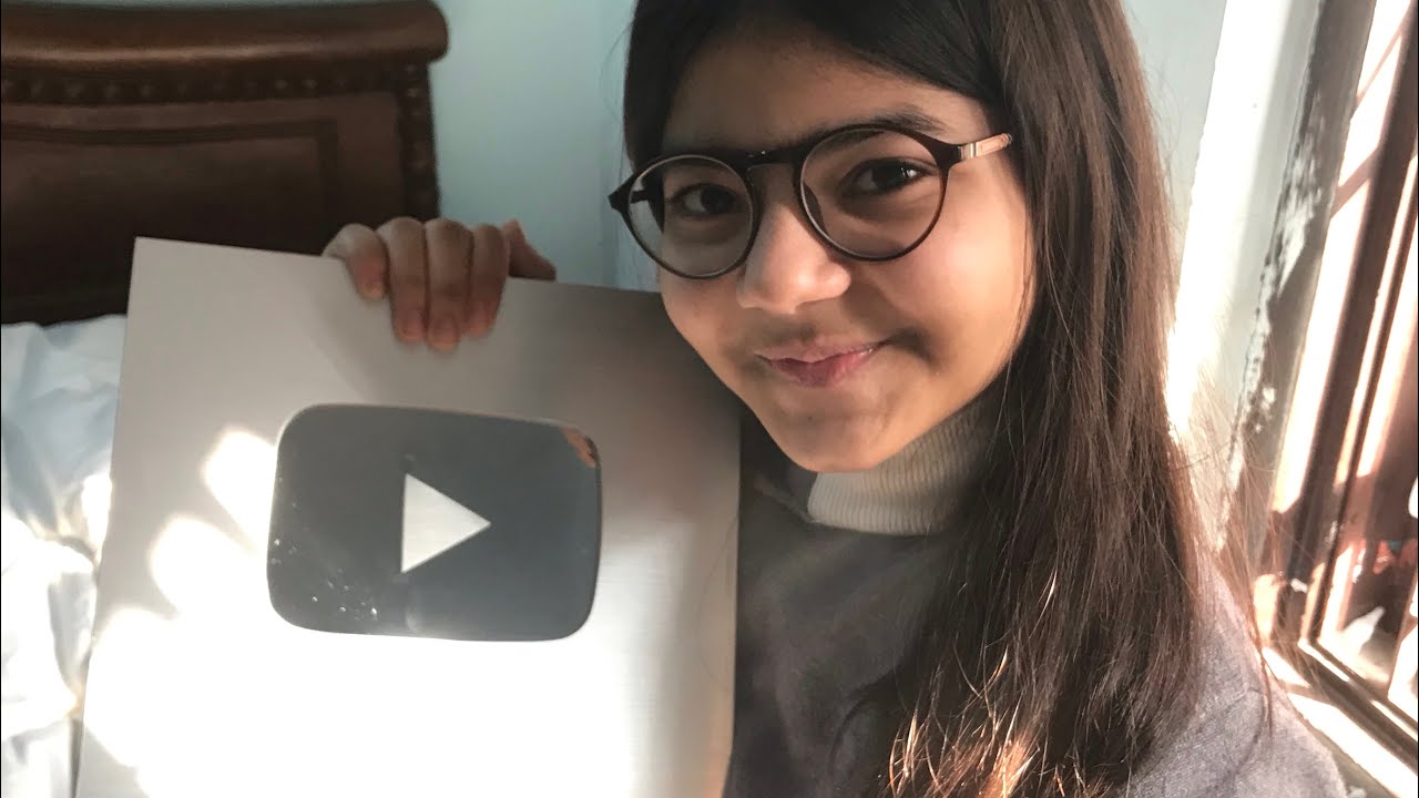 Wohooo! 🥳🤩 My Silver Play Button Is Here | Tejasvi Rajput | @Yashasvirajpoot604 😍