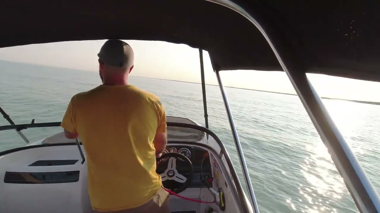 2022 Bayliner VR4 Lake Michigan