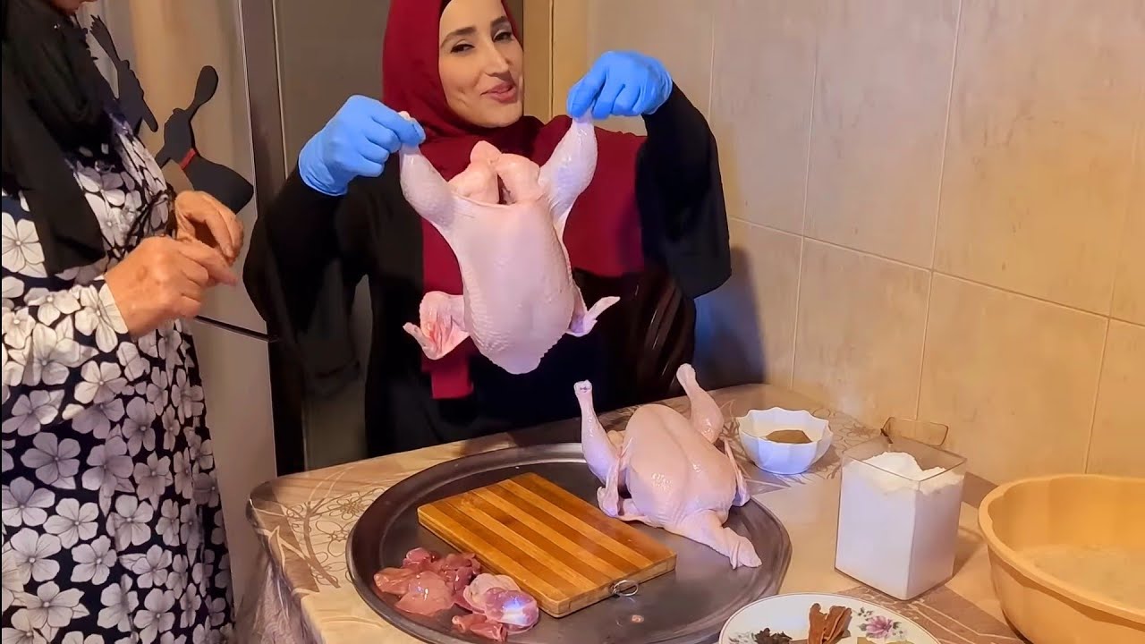 عملت مع حماتي دجاج محشي بطريقة سهلة و سريعة😋 Chicken stuffed