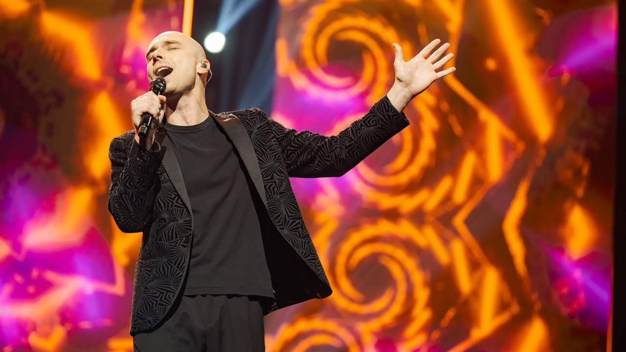 BRĪNIŠĶĪGA DIENA  – Dons, rolands če | Muzikālā banka 2022