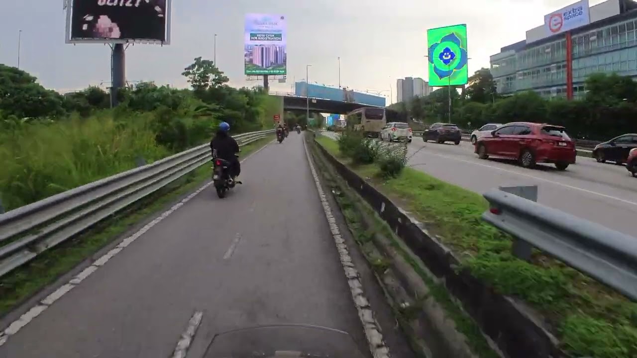 Federal Highway Rush: PJ to Shah Alam in 15 Minutes