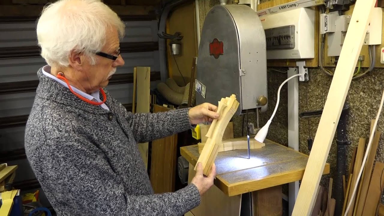 Meet the Bonsai Table master!