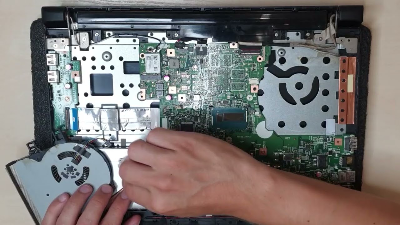 Lenovo Flex 2 14 Disassembly and cleaning / thermal paste replacement