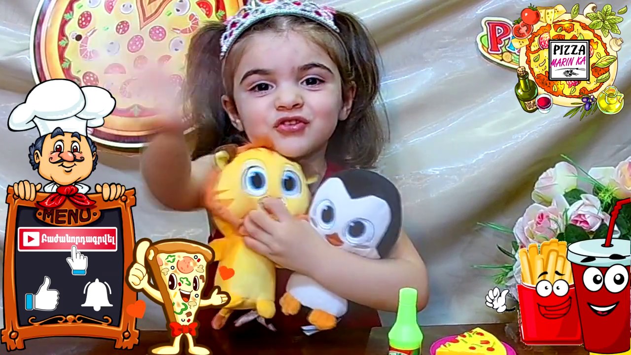 Մարինկան պատրաստում է պիցցա / Маринка готовит пиццу