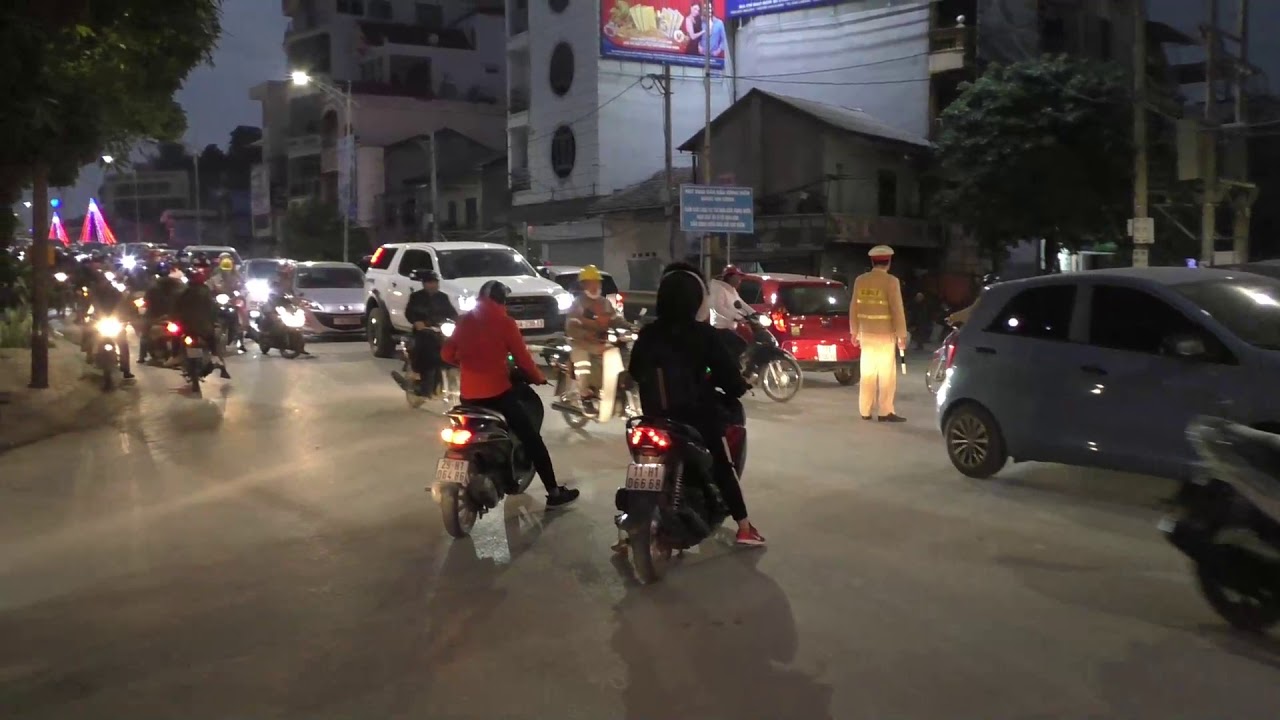 Cao Bằng cảnh ùn tắc giao thông