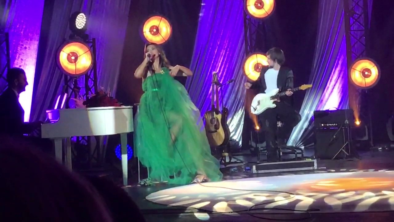 Edyta Górniak - Natural woman (bis Gala kobiety kobietom)