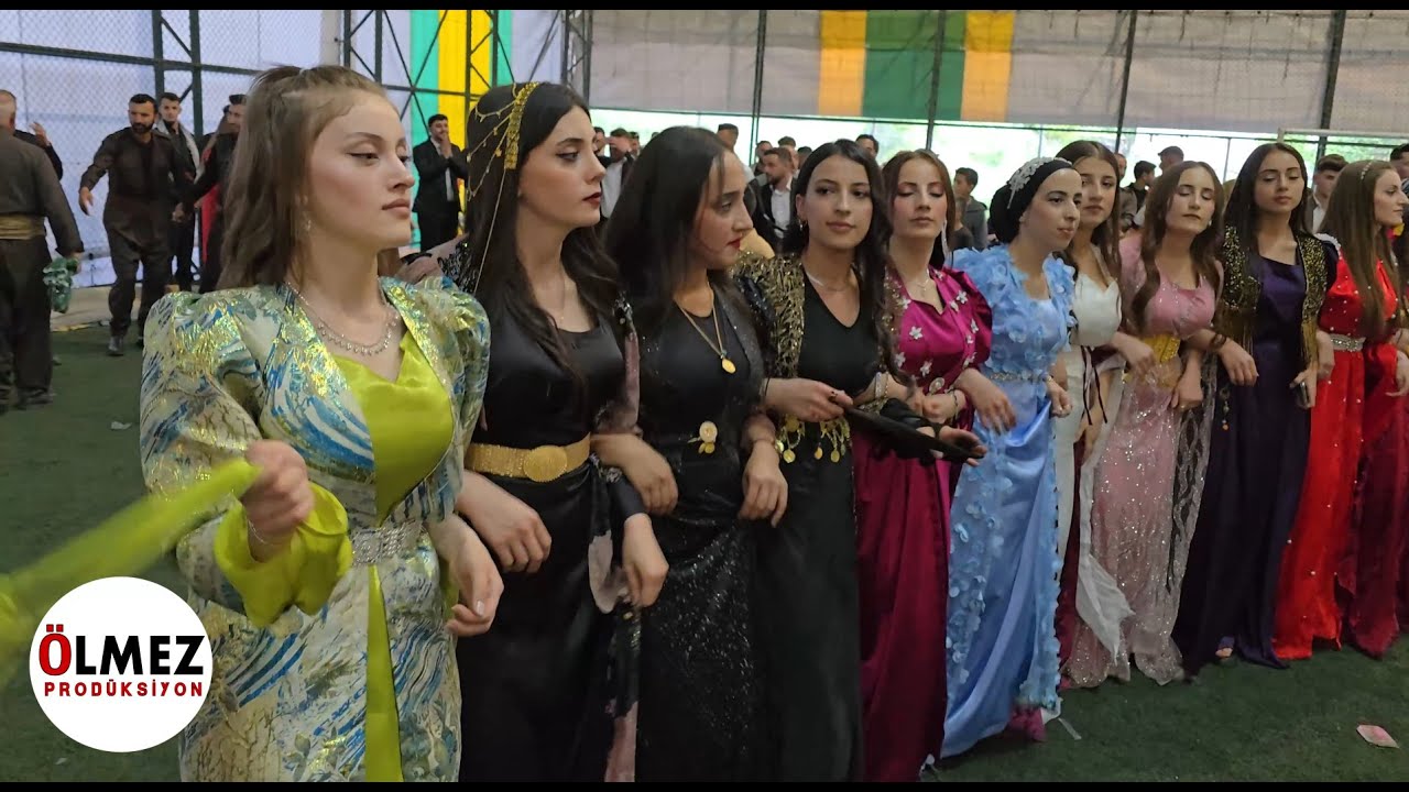 Yemişli Köyü kadınların halayı -Kerim Gülistan düğünü @selimbilen