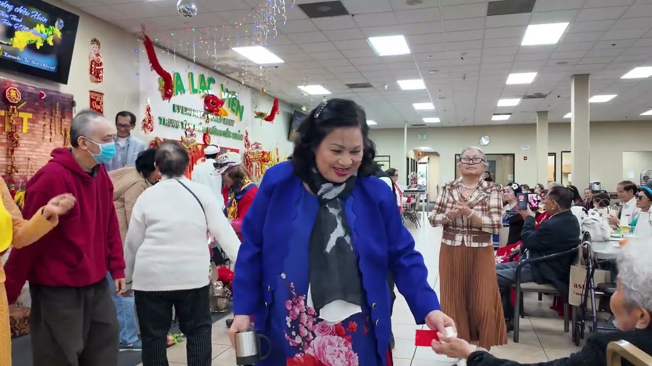 Anh Sang  Đồn vắng chiều Xuân