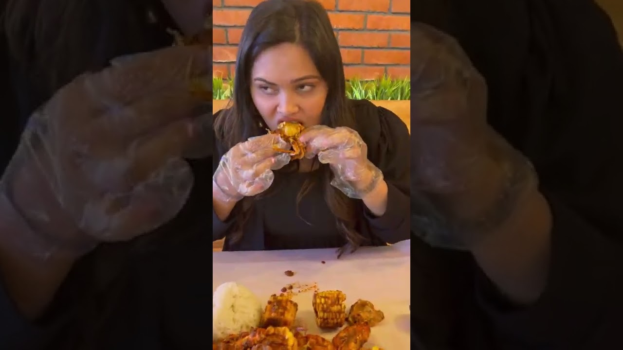 Seeing the food makes happy, eating that makes happier