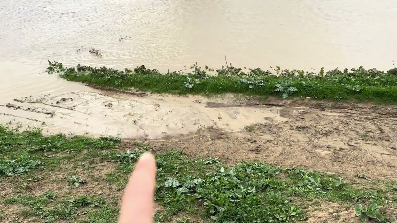 صافي الواد وصل عندنا 😲غادي يفيض علينا كلشي خايف على عائلتو😢طلقو علينا السد ياربي تلطف🤲