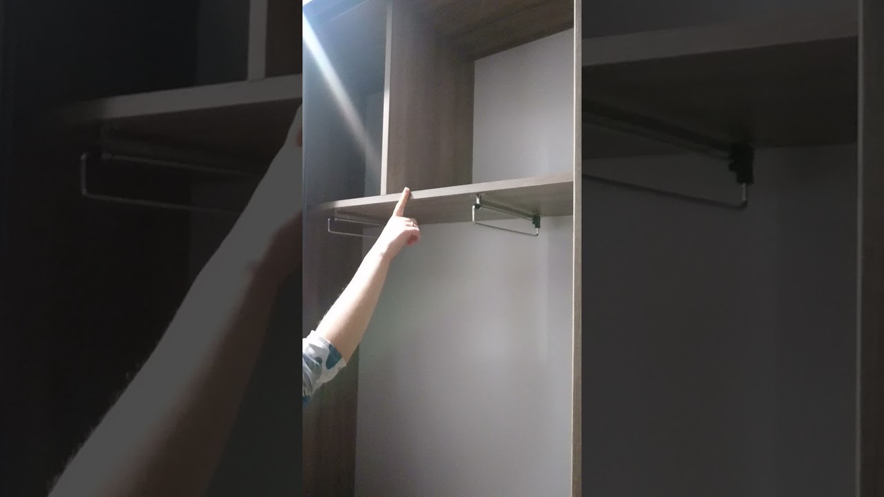 Прихожая. Цвет дсп дуб санома трюфель. Двери лакобель /зеркало /Дсп