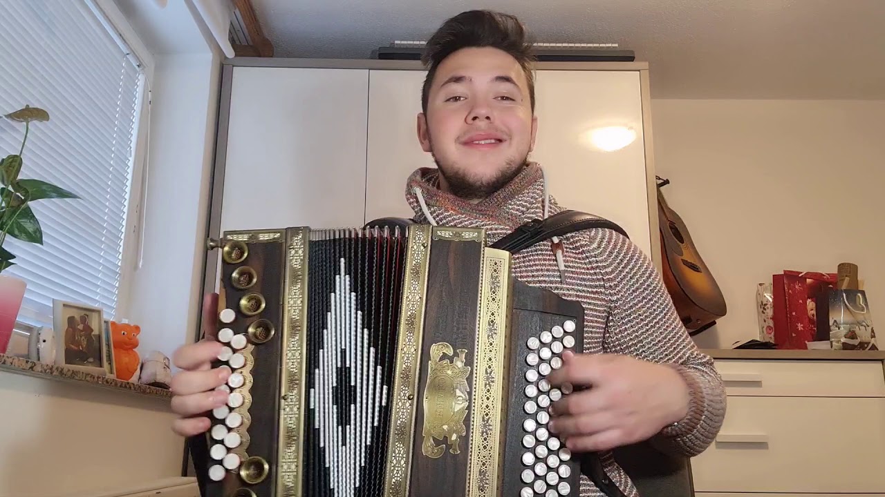 Stara polka (v zivo)
