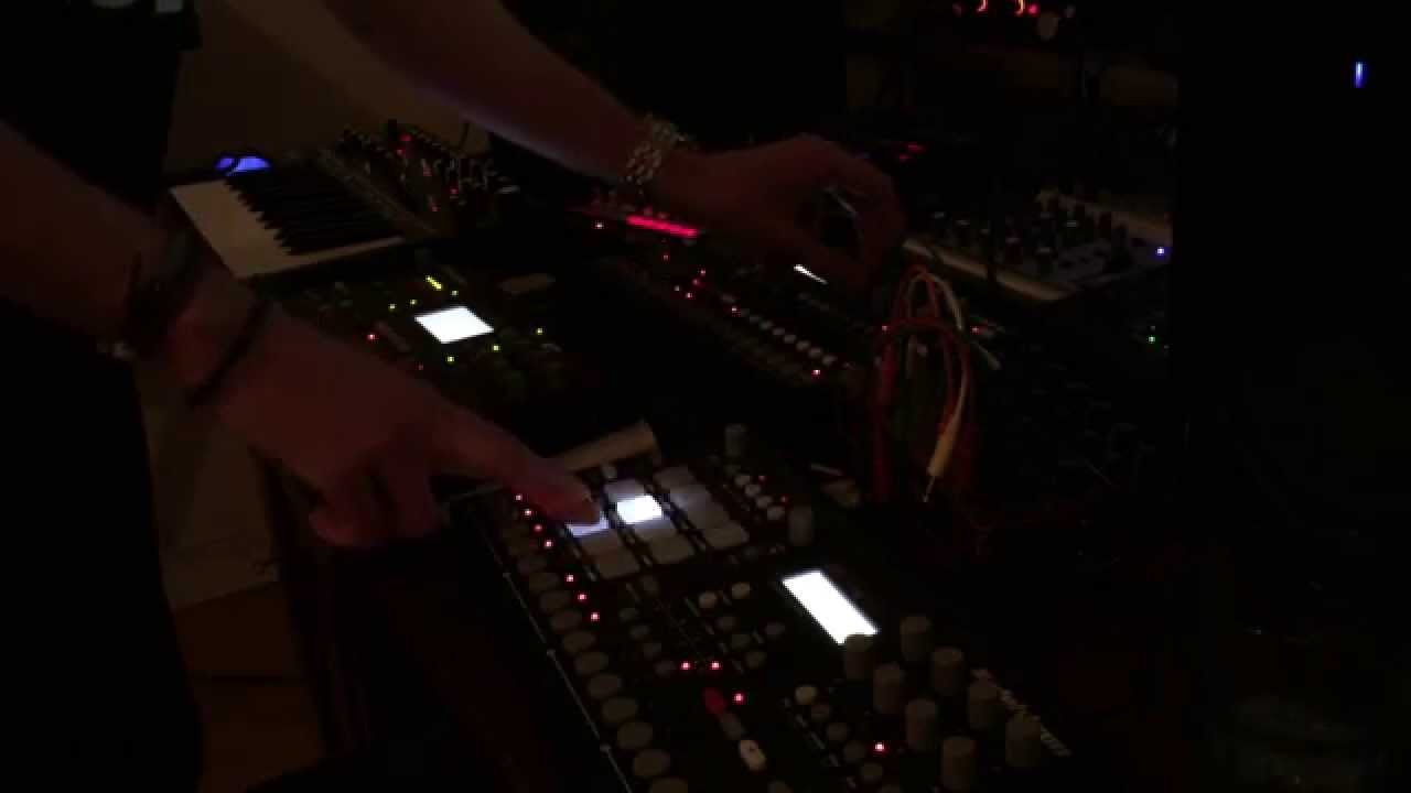 Dawid Dahl - Improvised Techno Set LIVE