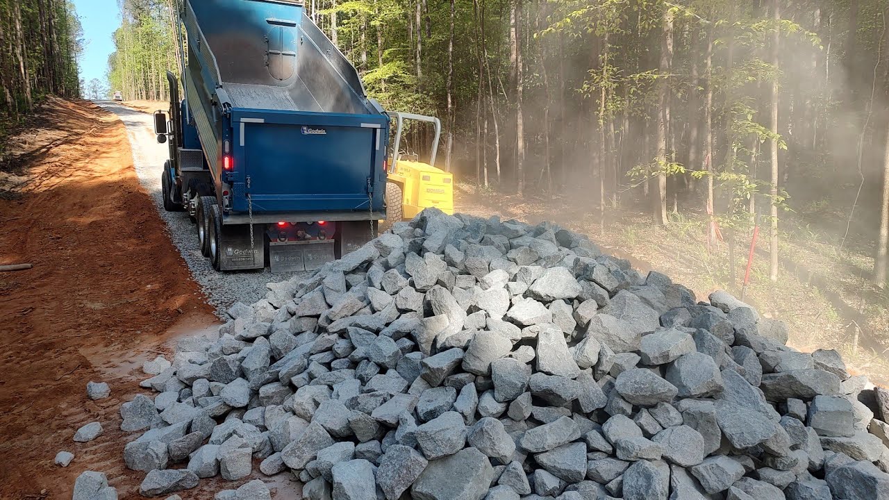 Spreading Stone To Finish This Big Road!