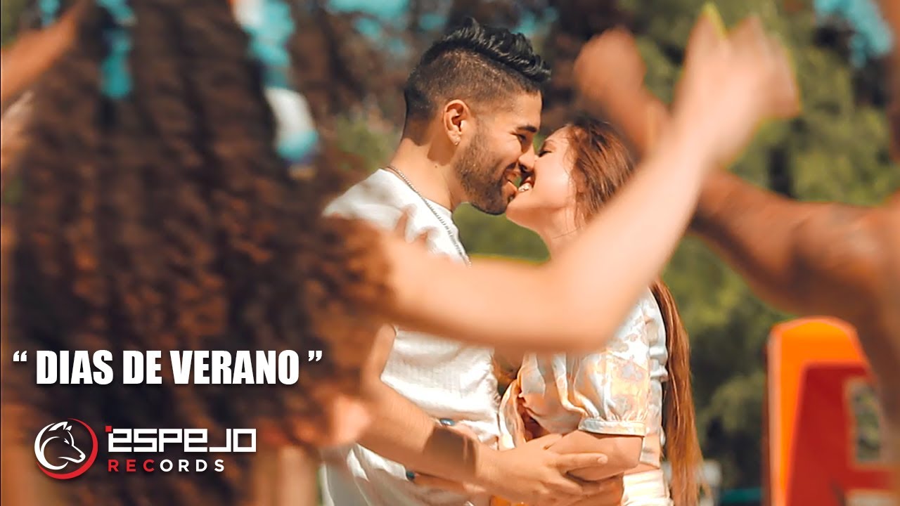 HENRY SANTOS FT LEONY TORRES / DIAS DE VERANO EN SU MAXIMA  ESENCIA / BACHATA DANCE MOMENTS