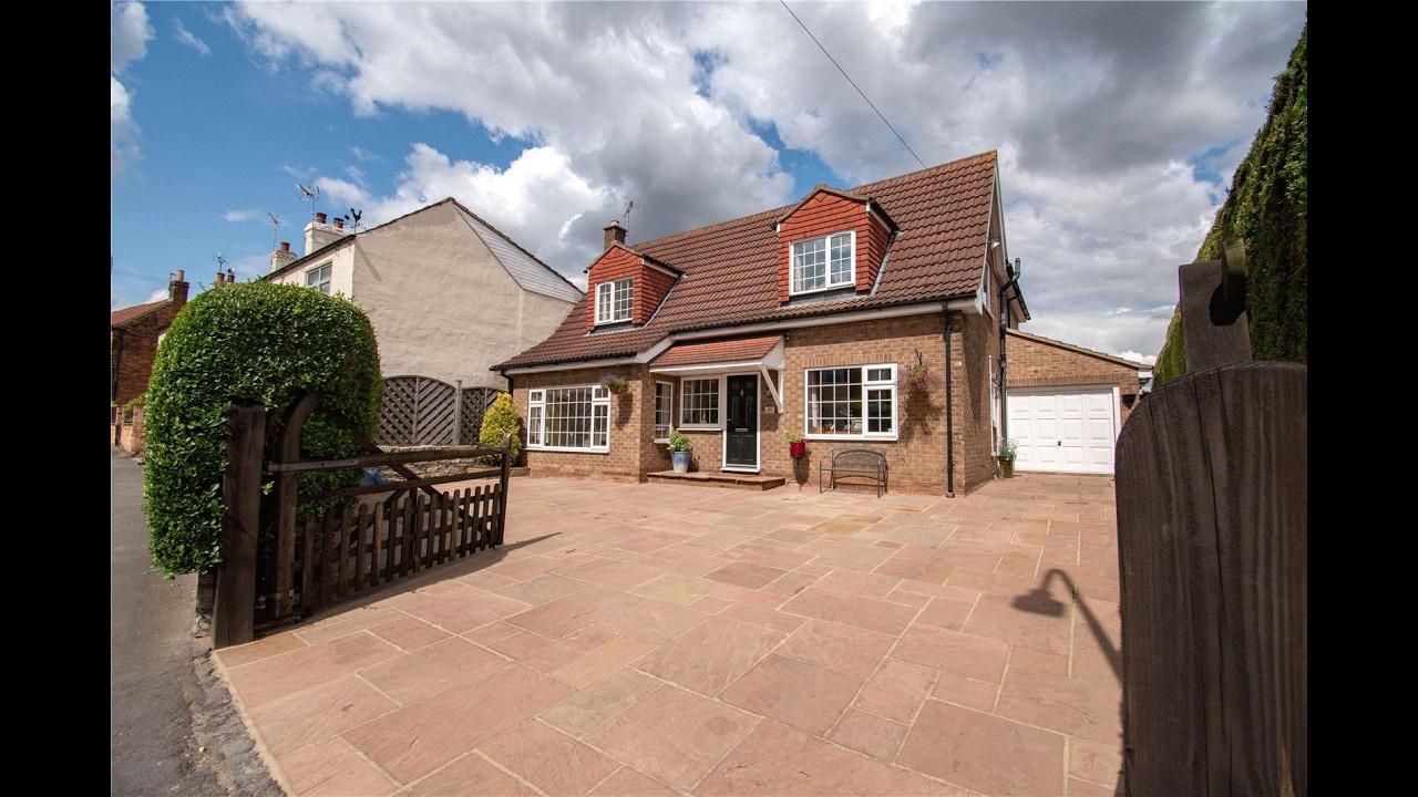 High Street, Blyton, DN21 3JX