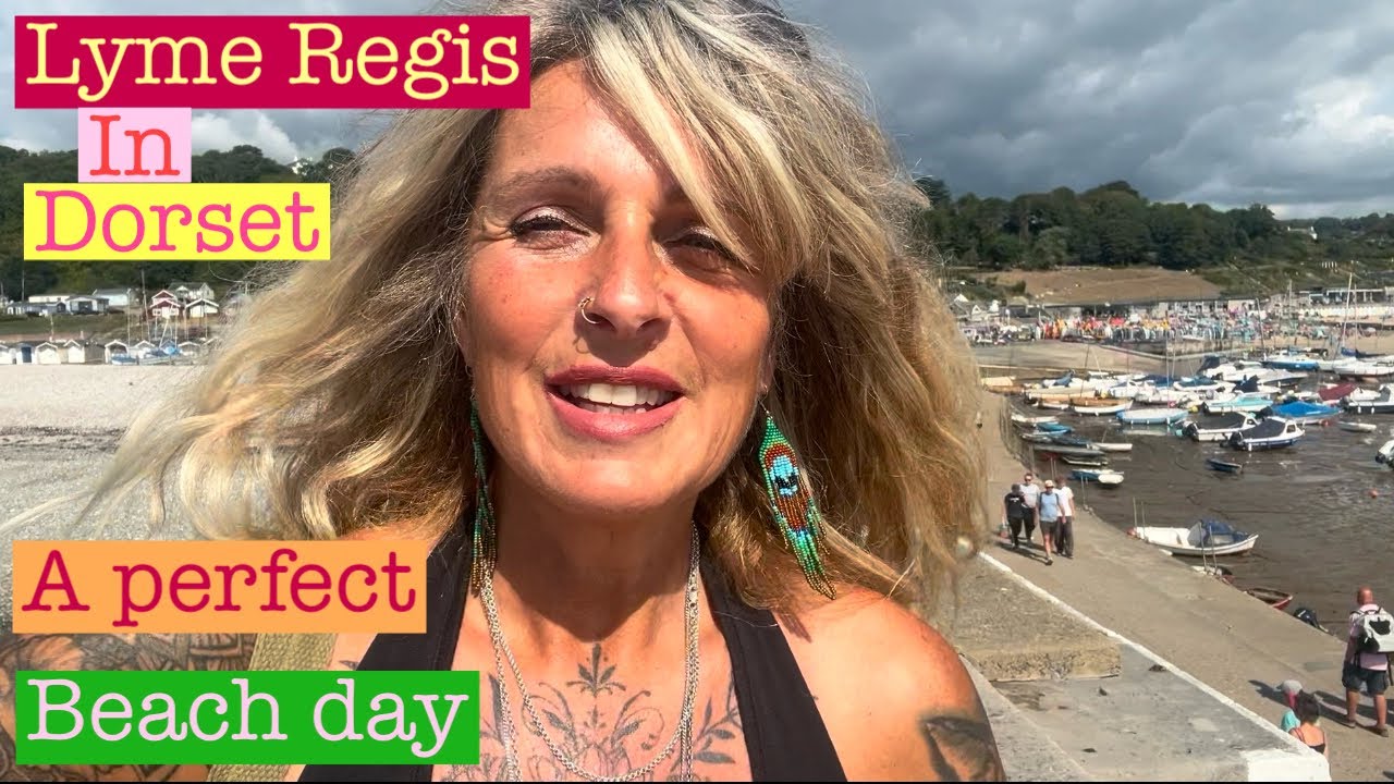 A TRIP TO LYME REGIS DORSET FOR A MUCH NEEDED BEACH DAY, THE PERFECT DESTINATION