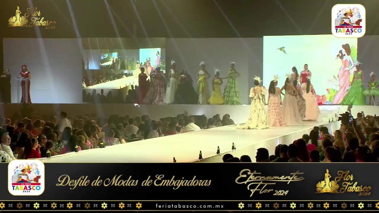 Desfile de Modas. En Vivo desde el Centro de Convenciones.