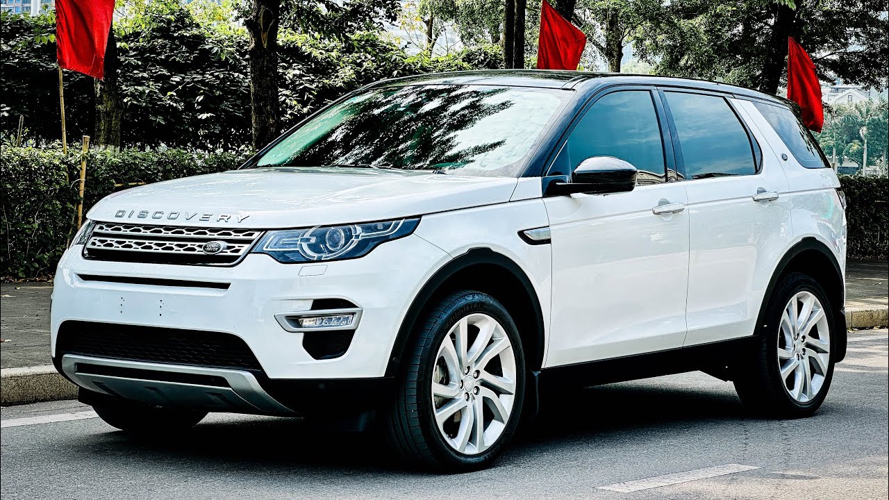 Trải nghiệm và chào bán LandRover DISCOVERY HSE Luxury 2015 Bất ngờ về khả năng vận hành và mức giá