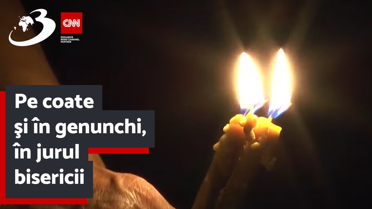 Pe coate şi în genunchi, în jurul bisericii: zece mii de oameni au înconjurat mănăstirea Nicula