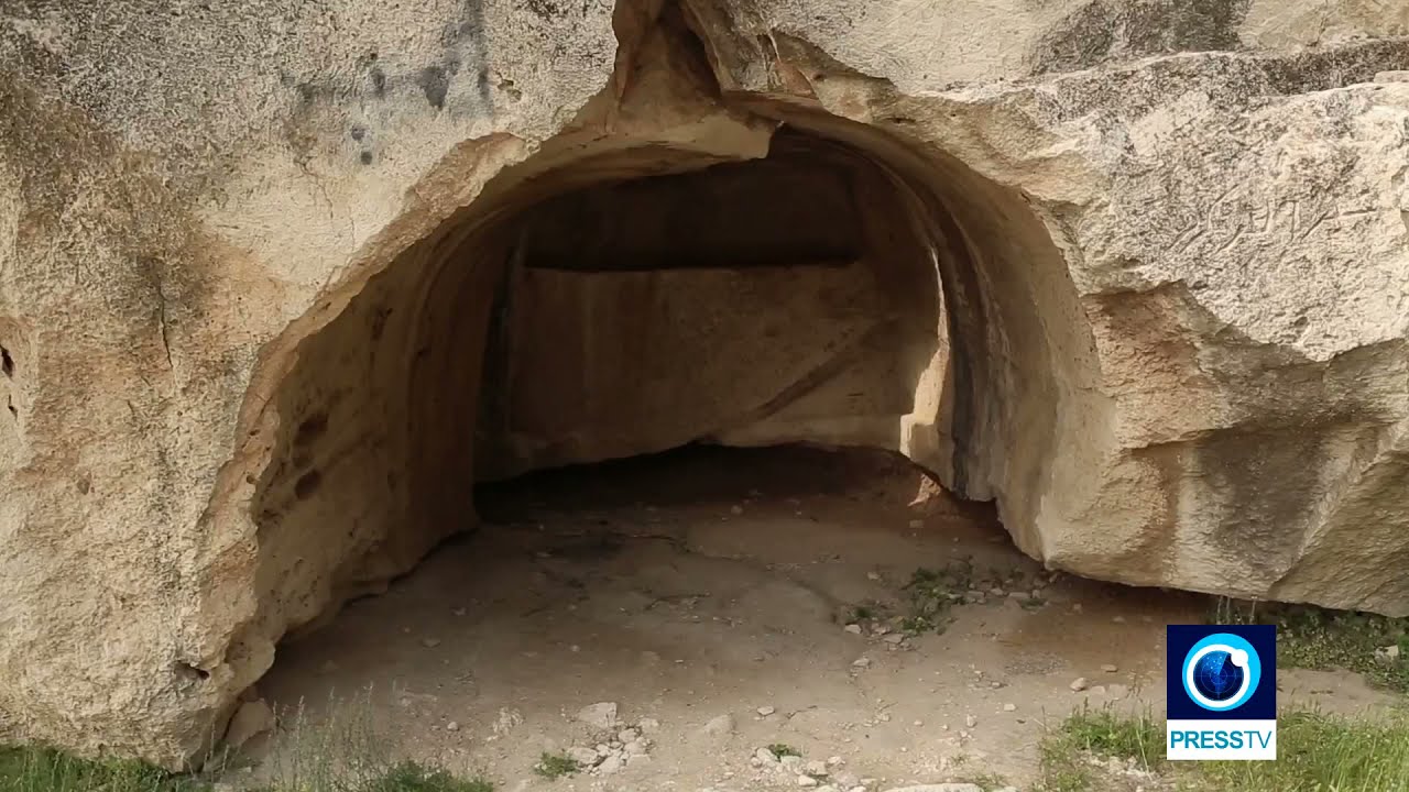 Historical sites in Kerman, Khark Island