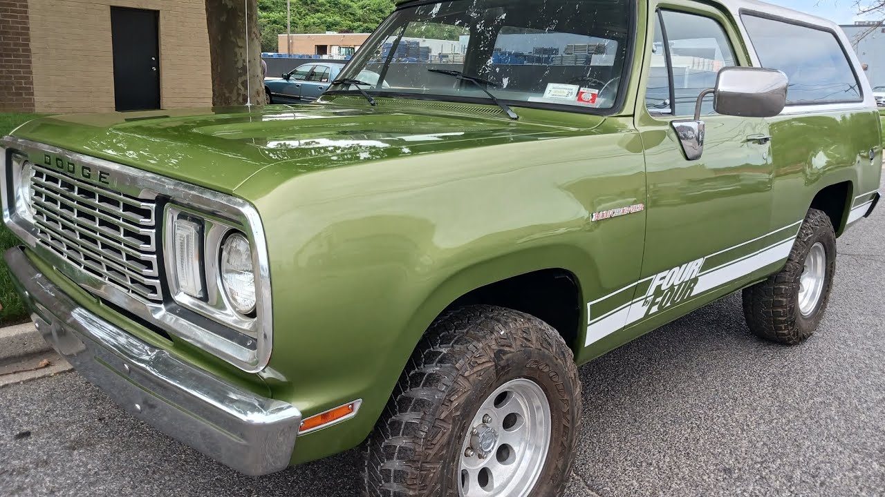 1978 DODGE RAMCHARGER 360 V8 BUCKET SEATS VERY CLEAN LOW MILES!!!