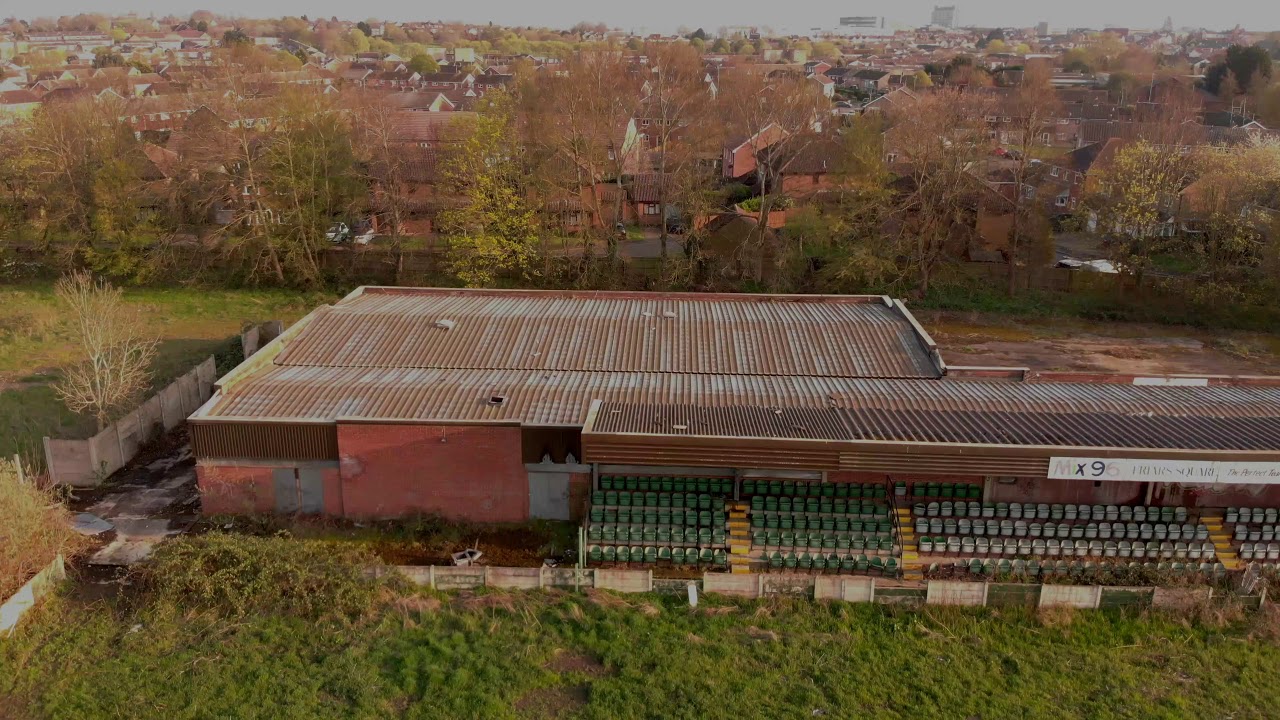 Abandoned Aylesbury United Stadium & the Start of its Destruction (i wonder what will replace it)