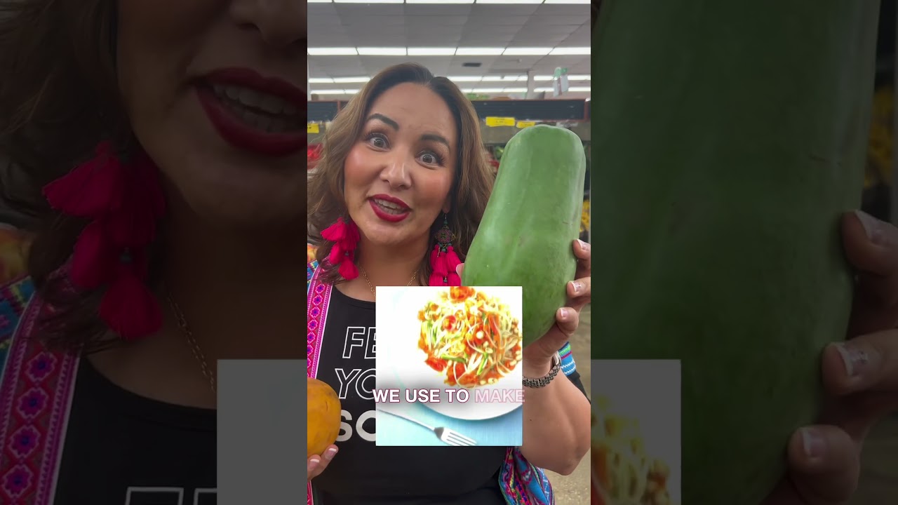 RIPE VS UNRIPE PAPAYA #papaya #papayasalad #groceryshopping #groceryhack #shorts #groceryhaul
