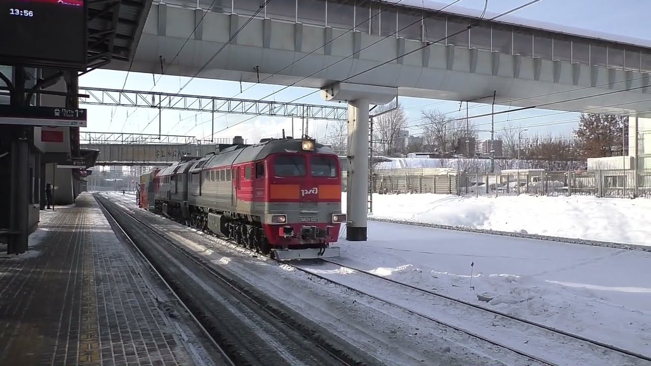 Тепловоз 2М62У-0337 (ТЧЭ-5) в сцепе с СПДМ № 3154 (поезд № 81ХХ).