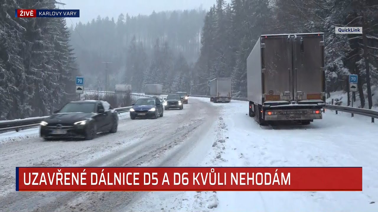 Sníh komplikuje dopravu v Česku. Dálnice stojí, platí vysoký stupeň nebezpečí