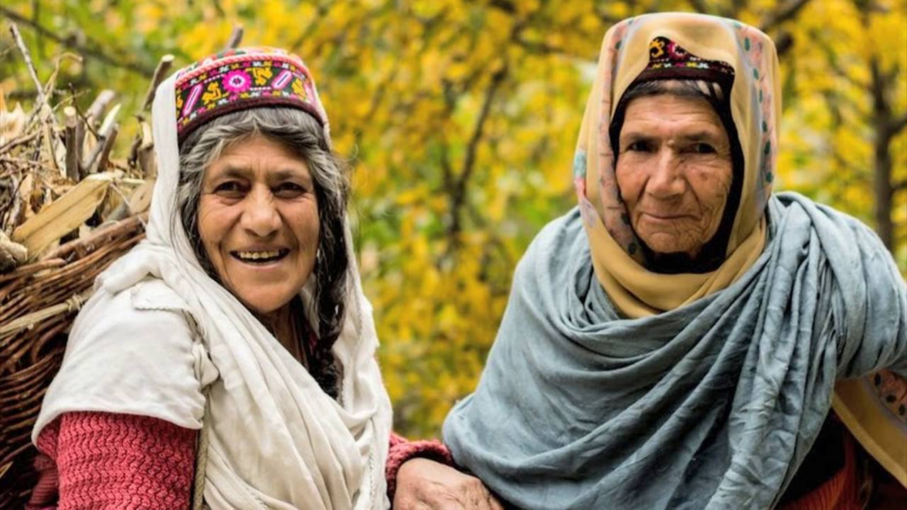 LOS HUNZA Y EL SECRETO DE LA ETERNA JUVENTUD