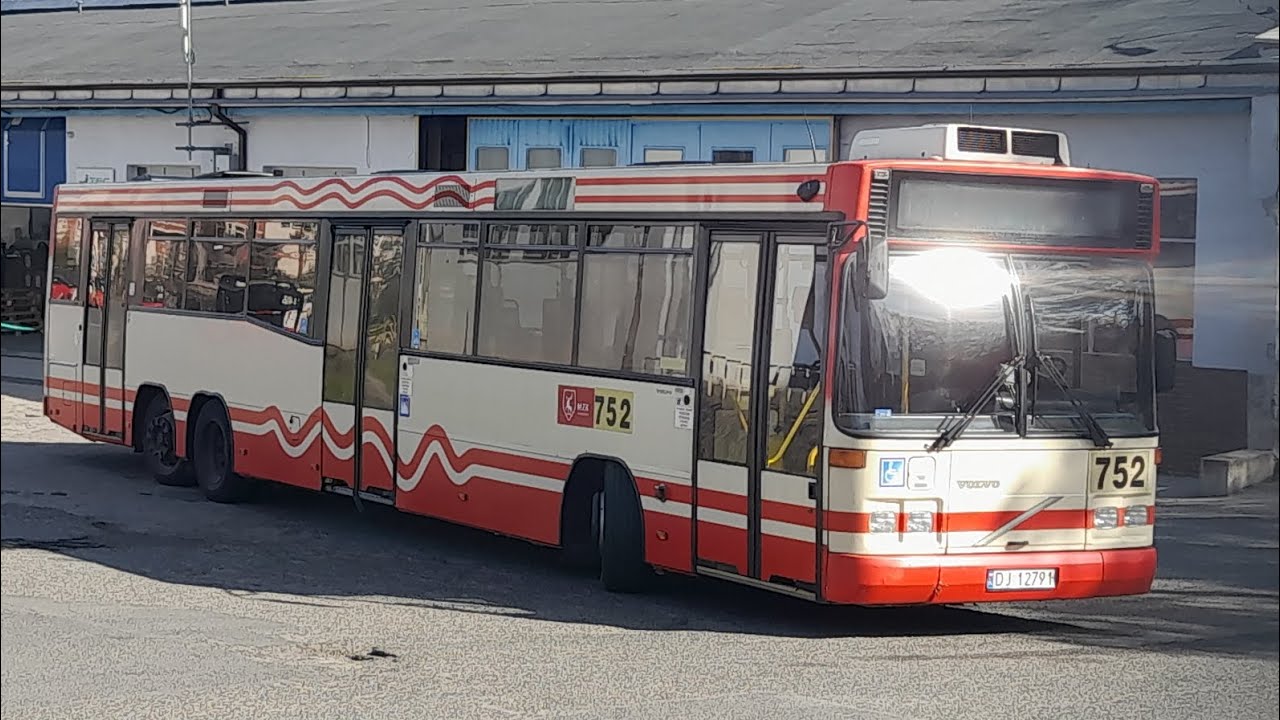 Volvo B10BLE 6x2 #752 [*] @MZK Jelenia G&oacute;ra dnia 5.05.2023 ,linia 17(kier:Zajezdnia MZK)