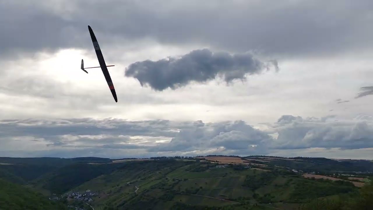 Hangflug Pike Precision 2   2250g 99 CG Hangsegelflug