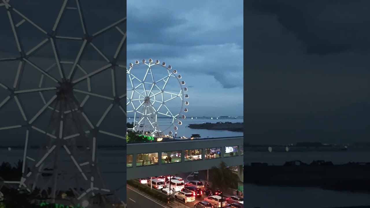Ferris Wheel | MOA Eye