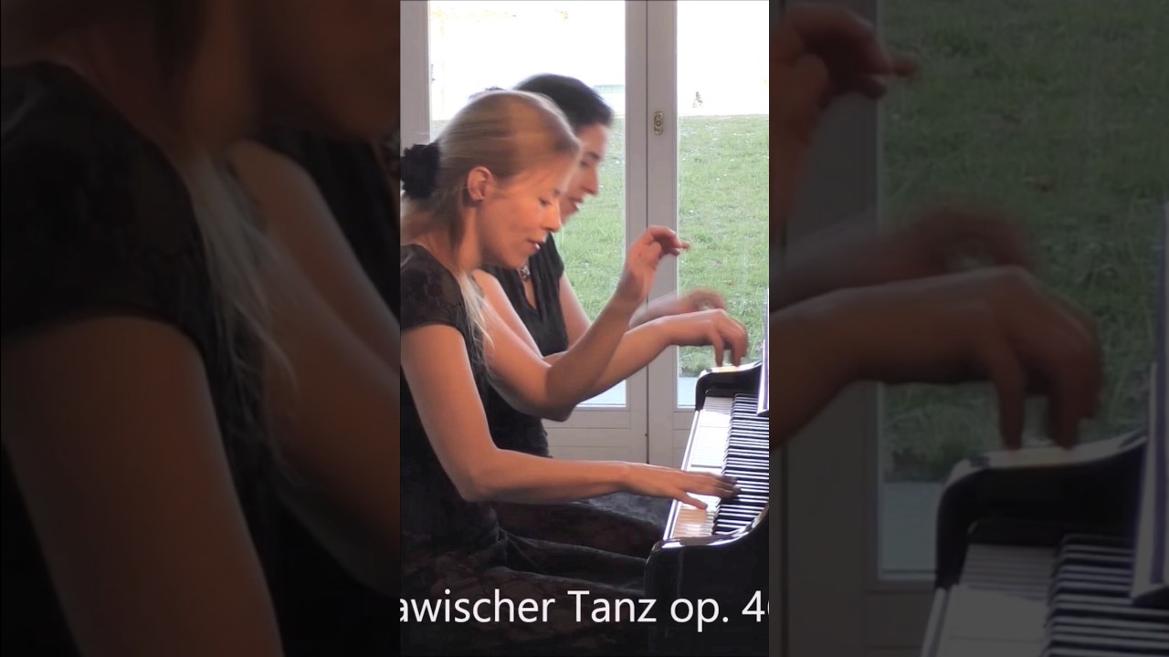 Dvorak Slawischer Tanz g-moll #dvorak #slavonicdance #piano4hands #pianoduet #quatremains #pianoduo
